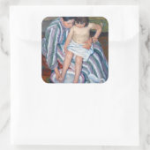 Sticker Carré Mary Cassatt - Le bain de l'enfant / Le bain (Sac)