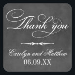 Sticker Carré Merci de Mariage vintage Black Chalkboard<br><div class="desc">mariage carré monogramme faveur autocollant avec "Merci" dans l'élégante écriture de script blanc. Arrière - plan qui a un aspect rustique noir tableau noir texturé.</div>