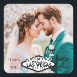 Sticker Carré Merci photo personnalisé Mariage Las Vegas<br><div class="desc">Personnalisez ce mariage vegas merci autocollant avec votre propre photo et texte. Entièrement personnalisable.</div>