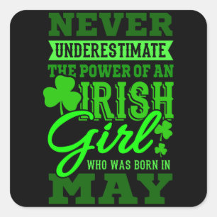 Sticker Carré NÉ EN MAI Anniversaire Irlandaise Fille Femme Mama