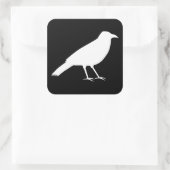 Sticker Carré Noir avec un Corbeau Blanc. (Sac)