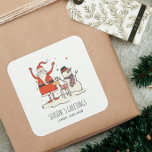 Sticker Carré Nom de famille Père Noël Snowman Reindeer Christma<br><div class="desc">Ajoutez une touche de finition joyeuse à vos cadeaux de vacances, cartes ou forfaits avec ce étiquette autocollant festif, avec une joyeuse illustration du Père Noël et un bonhomme de neige levant leurs boissons en guise de célébration. Entouré d'étoiles rouges scintillantes, cet autocollant apporte chaleur et personnalité instantanée à toute...</div>