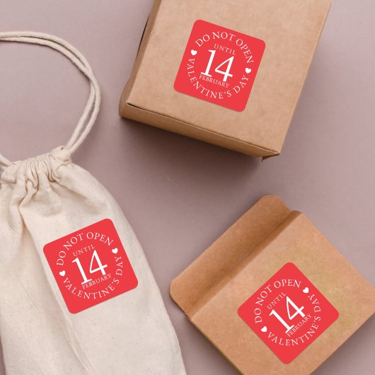 Sticker Carré N'ouvrez pas avant le 14e jour de Saint Valentin R