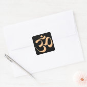 Sticker Carré Or Om (Enveloppe)