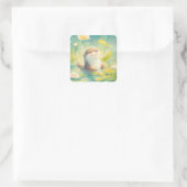 Sticker Carré Otter in Water with Yellow and White Lily Flowers (Sac)