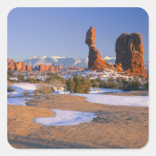 Sticker Carré PARC NATIONAL DES ARCHES, UTAH. ÉTATS-UNIS. Balanc