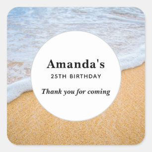 Sticker Carré Plage de sable avec Surf en mousse Anniversaire Me