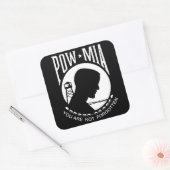 Sticker Carré Pow MIA : Vous N'Êtes Pas Oublié ! (Enveloppe)