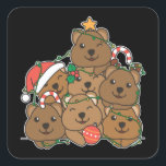 Sticker Carré Qukka Christmas Tree Funny Animal Christmas<br><div class="desc">The quokkas look like a christmas tree. Veuh fairy lights and Santa's hats they are perfect pour Christmas. Every Quokka lover is happy about cute animals for the holidays en hiver.</div>