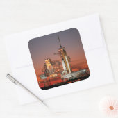 Sticker Carré Red Sky for Space Shuttle Atlantis Launch (Enveloppe)