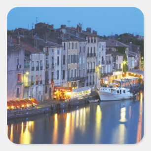 Sticker Carré Restaurants le long de la rivière l'Hérault. L'Hér