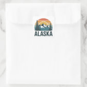 Sticker Carré Retro Alaska Sunset Adventure (Sac)