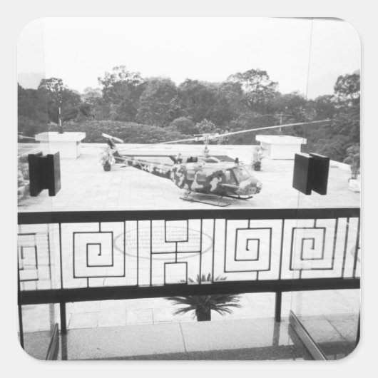 Sticker Carré Saigon HCMC Vietnam, Huey Helicopter (Devant)