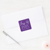 Sticker Carré Script moderne Purple Classe de 2025 Graduation (Enveloppe)