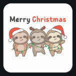 Sticker Carré Sloth Christmas mignonne Slots Joyeux Noël<br><div class="desc">Joyeux Noël. Les paresseux sont décorés de guirlandes pour Noël. Avec des lumières de fées et des casquettes de Père Noël,  ils sont parfaits pour Noël. Tous les amoureux des paresseux sont heureux des animaux mignons.</div>