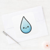 Sticker Carré Smiling Raindrop – Cute Kawaii Illustration (Enveloppe)