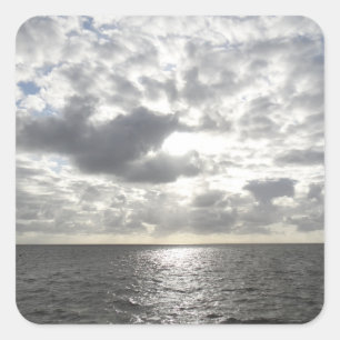 Sticker Carré Soleil brillant à travers les nuages