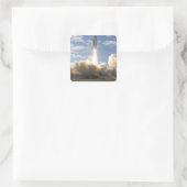 Sticker Carré Space Shuttle Atlantis se lève sur 10 (Sac)