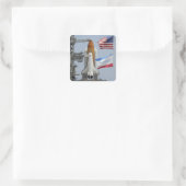 Sticker Carré Space Shuttle Endeavor sur le lancement pad 3 (Sac)