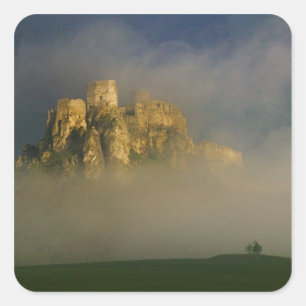 Sticker Carré Spissky hrad dans la brume, Slovaquie 2
