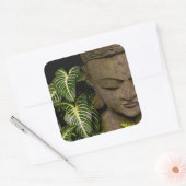 Sticker Carré Statue dans un jardin Information : Chiang Ma (Enveloppe)