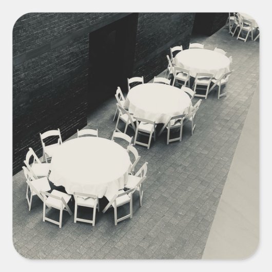 Sticker Carré Tables et chaises blanches (Devant)