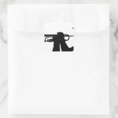 Sticker Carré Un membre de service joue une chanson (Sac)