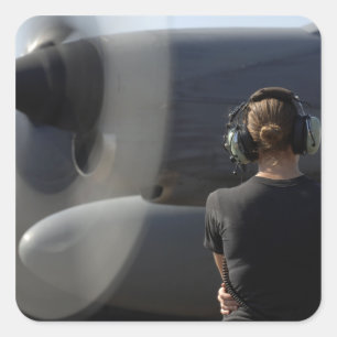 Sticker Carré Un soldat surveille la représentation