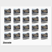 Sticker Carré Une grue monte un M998 Humvee (Feuille)