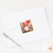 Sticker Carré Valentine's Day Gnome with Red Heart Balloon (Enveloppe)