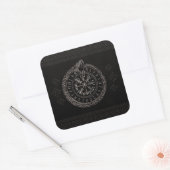 Sticker Carré Vegvisir avec Ouroboros et runes (Enveloppe)