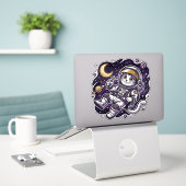Sticker Celestial Voyager : Chat Astronaute Violet Espace  (Ordinateur portable sur le bureau)
