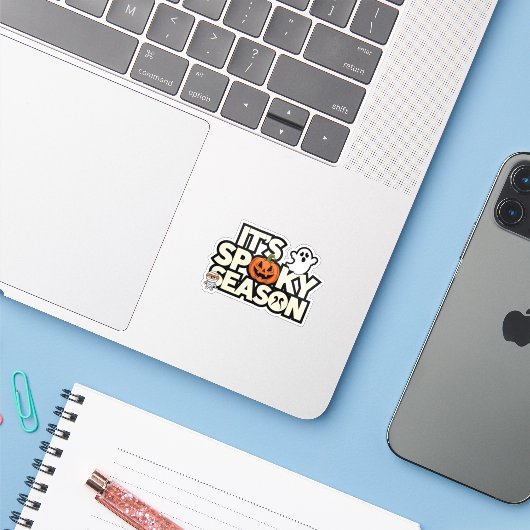Sticker c'est la saison effrayante design (Ordinateur portable avec iPhone)
