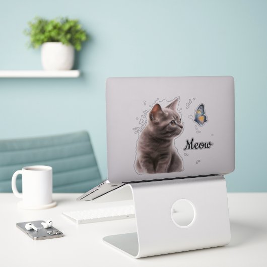 Sticker Chat Grey Meow (Ordinateur portable sur le bureau)