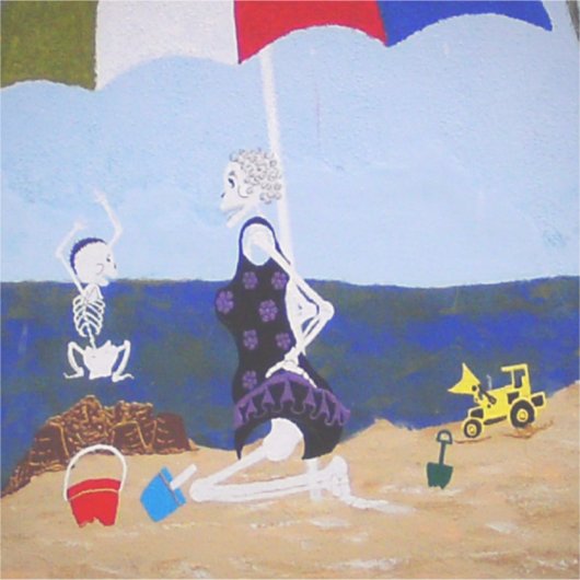 Sticker Château de sable cassé avec grand-mère (Devant)