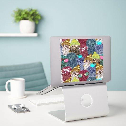 Sticker Chouette dans la couronne (Ordinateur portable sur le bureau)