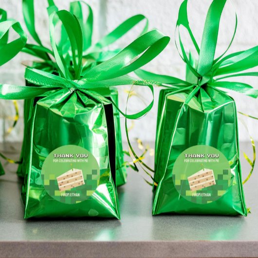 Sticker circulaire en Merci de gâteau pixelé