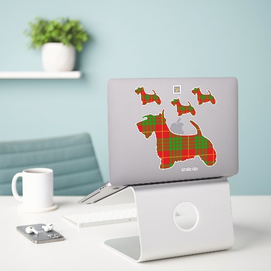 Sticker Clan Cameron Scottie (Ordinateur portable sur le bureau)