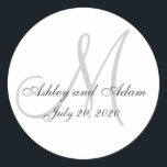 Sticker classique de mariage Monogramme Favor<br><div class="desc">Sticker de mariage élégant avec Monogramme gris Initiale et Mariée et Noms de chambre en écriture noire sur un arrière - plan blanc. Elke Clarke © Autres couleurs et styles disponibles sur www.zazzle.com/monogramgallery. Parfait pour les faveurs de mariage ou les sceaux d'enveloppe de Faire-part de mariage. Entièrement Personnalisable.</div>