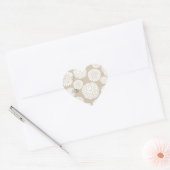 Sticker Cœur Balise cadeau Fleurs blanches crème (Enveloppe)