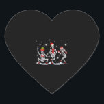 Sticker Cœur Christmas Skeleton Danse Déplaisante<br><div class="desc">Christmas Skeleton Danse Déplaisante</div>