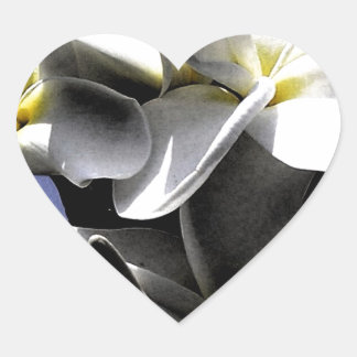 Sticker Cœur Fleurs Plumeria Artistique