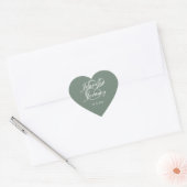 Sticker Cœur Moderne Sage Green Élégant Mariage de script blanc (Enveloppe)