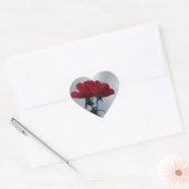 Sticker Cœur Roses rouges contre un ciel bleu vif (Enveloppe)