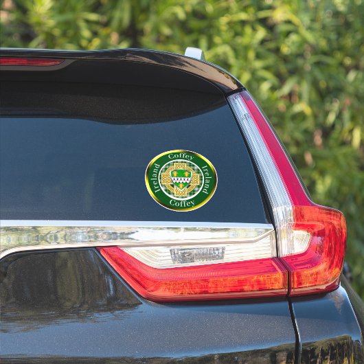 Sticker Coffey Irish Shield & Celtic Cross Personnalisé (Côté voiture)