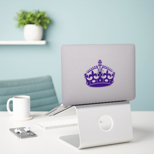 Sticker Conserver le calme Couronne pourpre (Ordinateur portable sur le bureau)