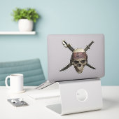 Sticker crâne pirate (Ordinateur portable sur le bureau)
