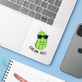 Sticker Cucum-bro Funny Veggie Cucumber Pun (Ordinateur portable avec iPhone)