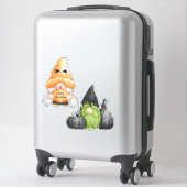Sticker Cute Halloween Gnome (Sur valise)