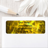 Sticker d'adresse de retour Abstrait Fractal Yel c (En situation)